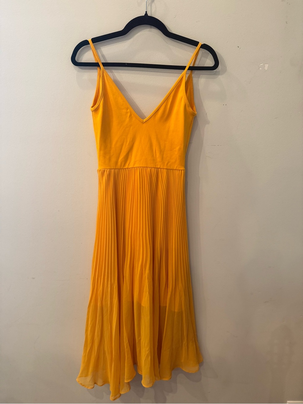 Wilfred Yellow Pleated Spaghetti-Strap Midi Dress